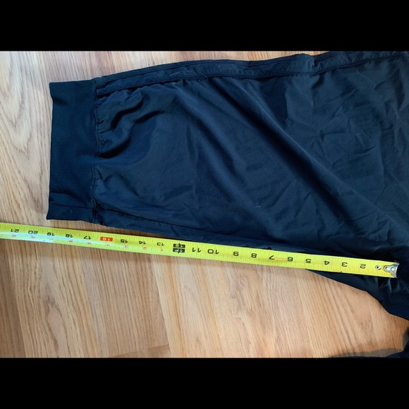 Gap Fit cropped pants - Picture 3 of 5